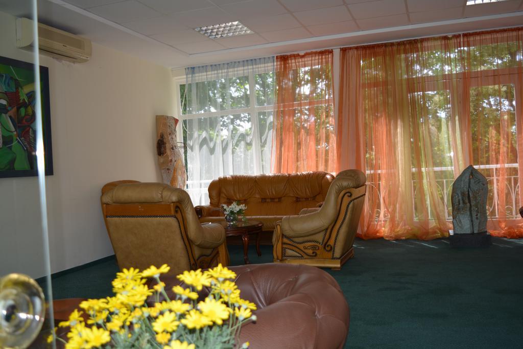 Sunshine Pearl Family Hotel Kavarna Buitenkant foto
