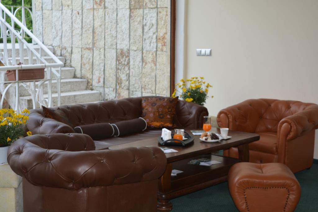 Sunshine Pearl Family Hotel Kavarna Buitenkant foto