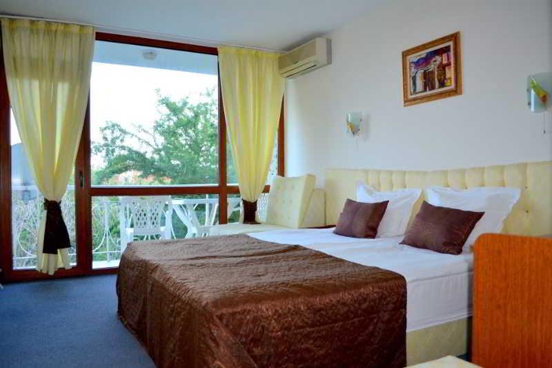 Sunshine Pearl Family Hotel Kavarna Buitenkant foto